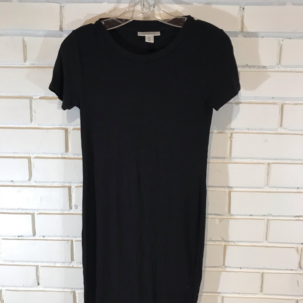 ❌❌❌❌SOLD❌❌❌❌❌❌ Motherhood Maternity Ribbed Short Sleeve Dress